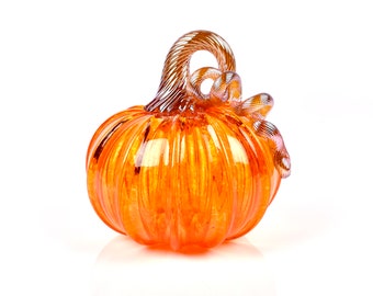 Calabaza de vidrio soplado a mano: decoración otoñal naranja y dorada