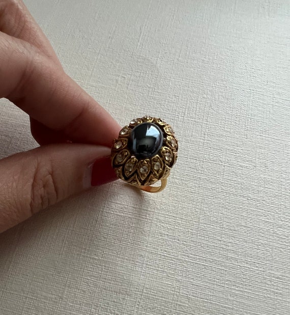 Vintage gold tone black jet set cabochon with rhi… - image 5