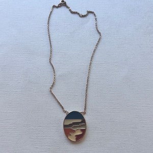 Vintage Sarah Coventry gold tone multicolor enamel oval pendant necklace