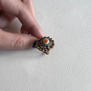 Vintage Vogue gold tone filigree star millefiori bead adjustable ring