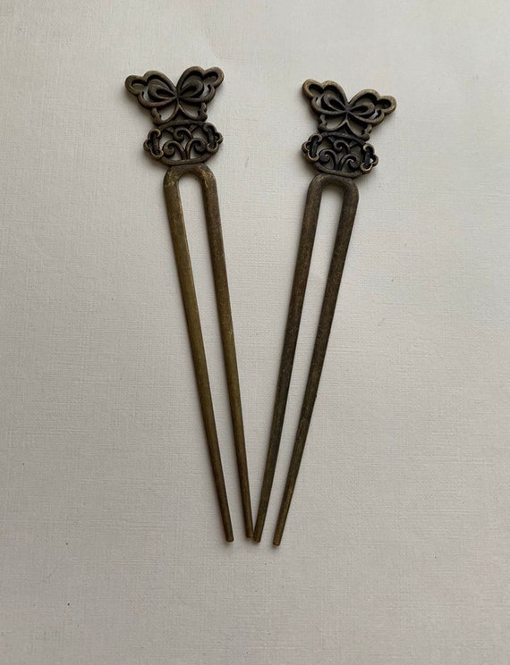 Vintage butterfly brass tone set of Asian inspire… - image 2