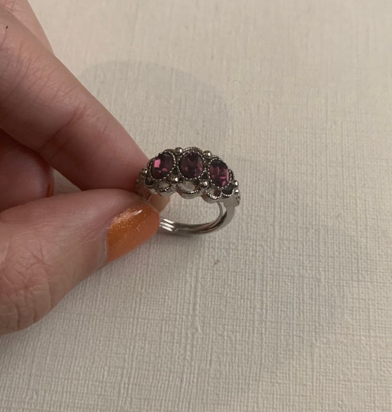 Avon Oval Pink Stone /& Rhinestone Ring