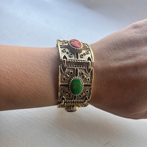 Vintage Sarah Coventry gold tone multi-color cabochon link bracelet