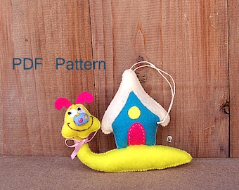 Funny Snail felt toy PDF sewing pattern- cute softie toy pattern and instructions Instant Download small gift- tutorial toy animal