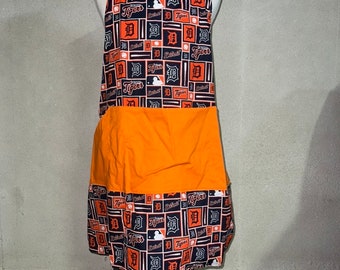 Detroit Tigers Full Apron With Contrasting Pocket