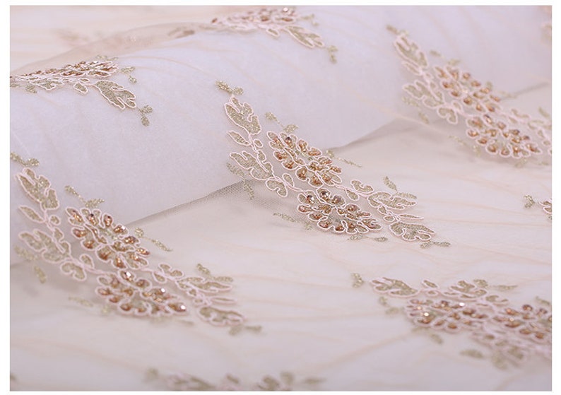 125CM Wide 300GM Weight Paillette Beading Acrylic Polyester Lace Fabric for Spring Summer Autumn Dress E634