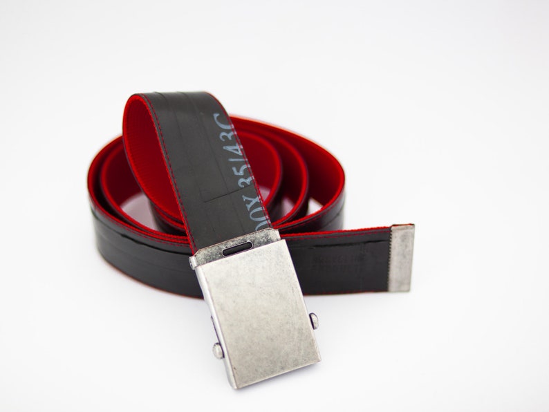 Bicycle inner tube belt red image 1