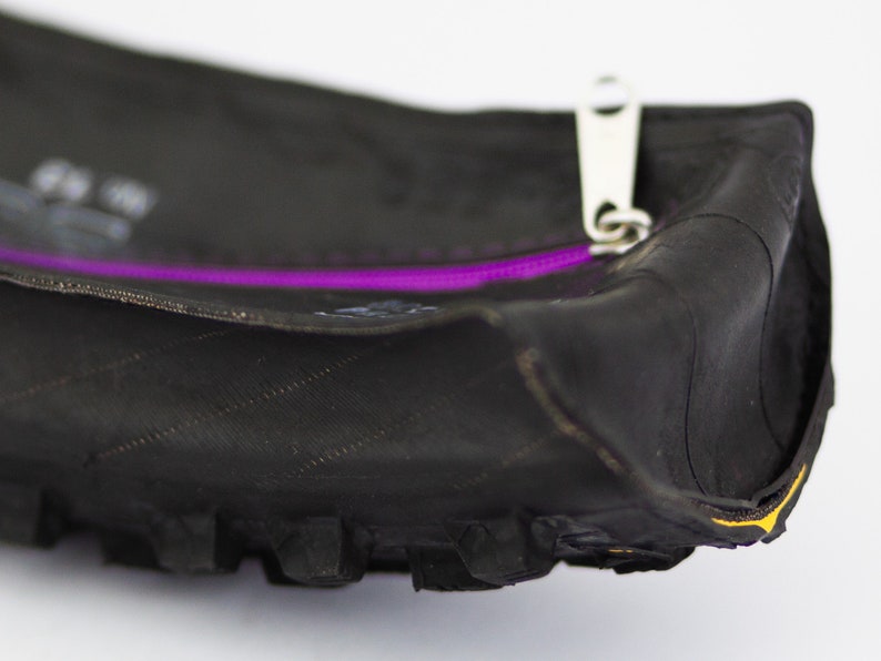 Pencil case made of tire & inner tube purple image 3