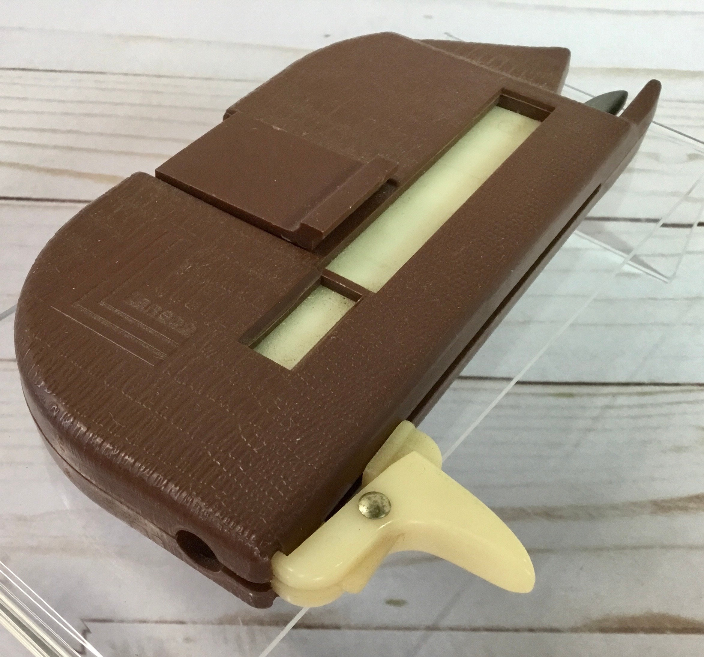 Laredo Bakelite Filter Cigarette Maker Vintage 1970's