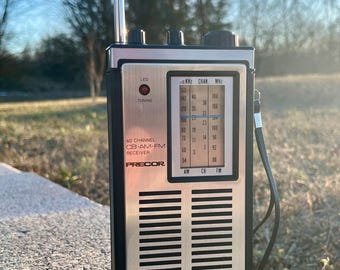 Vintage Spirit of Saint Louis Tabletop Jukebox Radio Vintage Spirit of Saint Louis Tabletop Jukebox Radio
