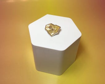 Communion Remembrance Mother of Pearl & Gold Mid Century Vintage Pin