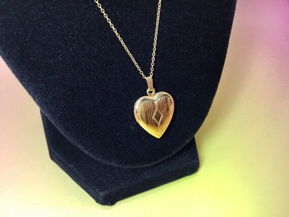 1-20 12Kt Gold Filled Etched Heart Locket #2440 - image 5