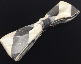1950s Grey & White Plaid with Silver Threading Skinny Clip on Bow Tie by Ormond NYC