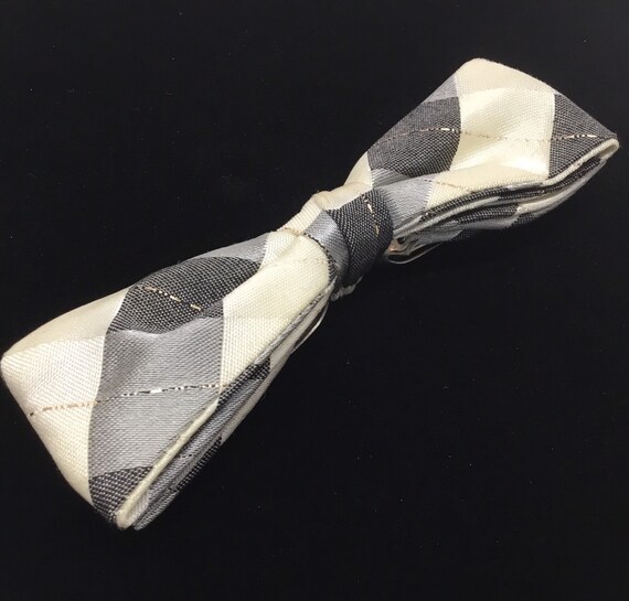 1950s Jet NYC Grey Pink Blue Mid Century Swirl Embroidered Clip On Bowtie