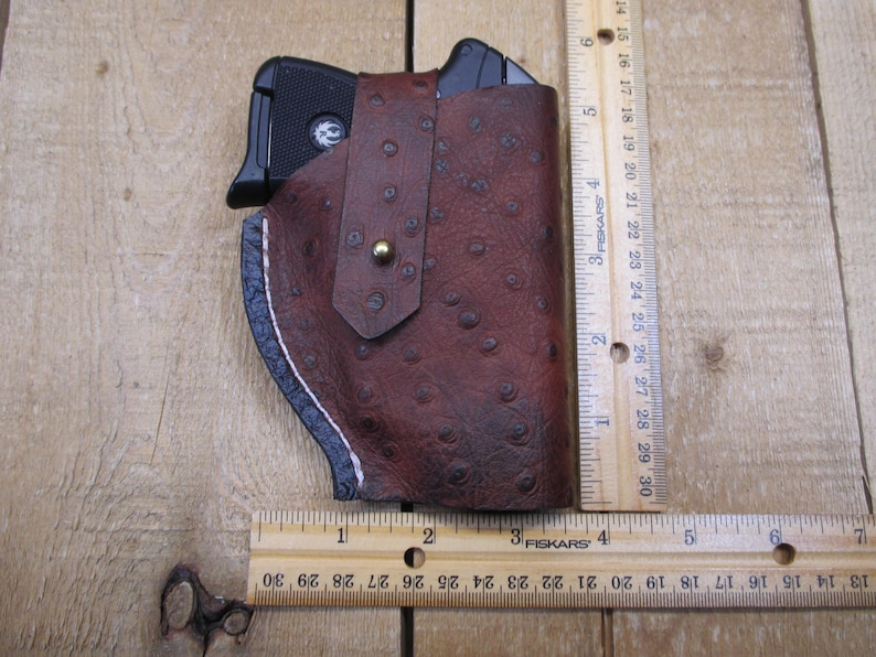 Ruger LCP, LCP II, Max 380, étui en cuir, avec/sans protection laser Crimson Trace. Cuir de vachette marron à motif d'autruche. Fabriqué par le vendeur aux États-Unis image 6
