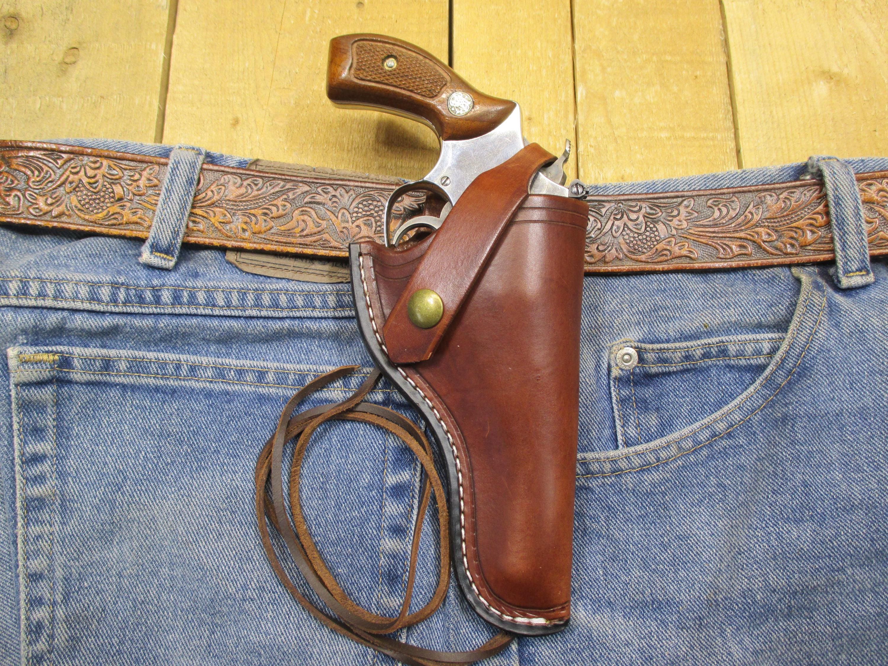 Smith & Wesson, Model 34, Western Leather Holster 22 Cal DA