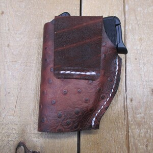 Ruger LCP, LCP II, Max 380, étui en cuir, avec/sans protection laser Crimson Trace. Cuir de vachette marron à motif d'autruche. Fabriqué par le vendeur aux États-Unis image 4