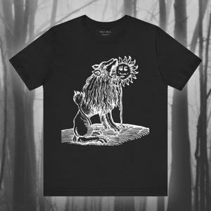 León devorando el sol, camiseta espeluznante, arte medieval, camiseta vintage, camiseta de astrología celestial, camiseta unisex de manga corta de moda gótica