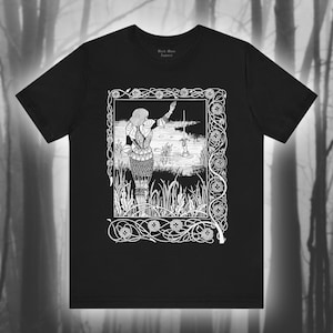 Excalibur dans le lac, T-shirt Aubrey Beardsley, chemise d'art vintage, dessin à l'encre, Art nouveau, t-shirt à manches courtes en jersey unisexe King Arthur