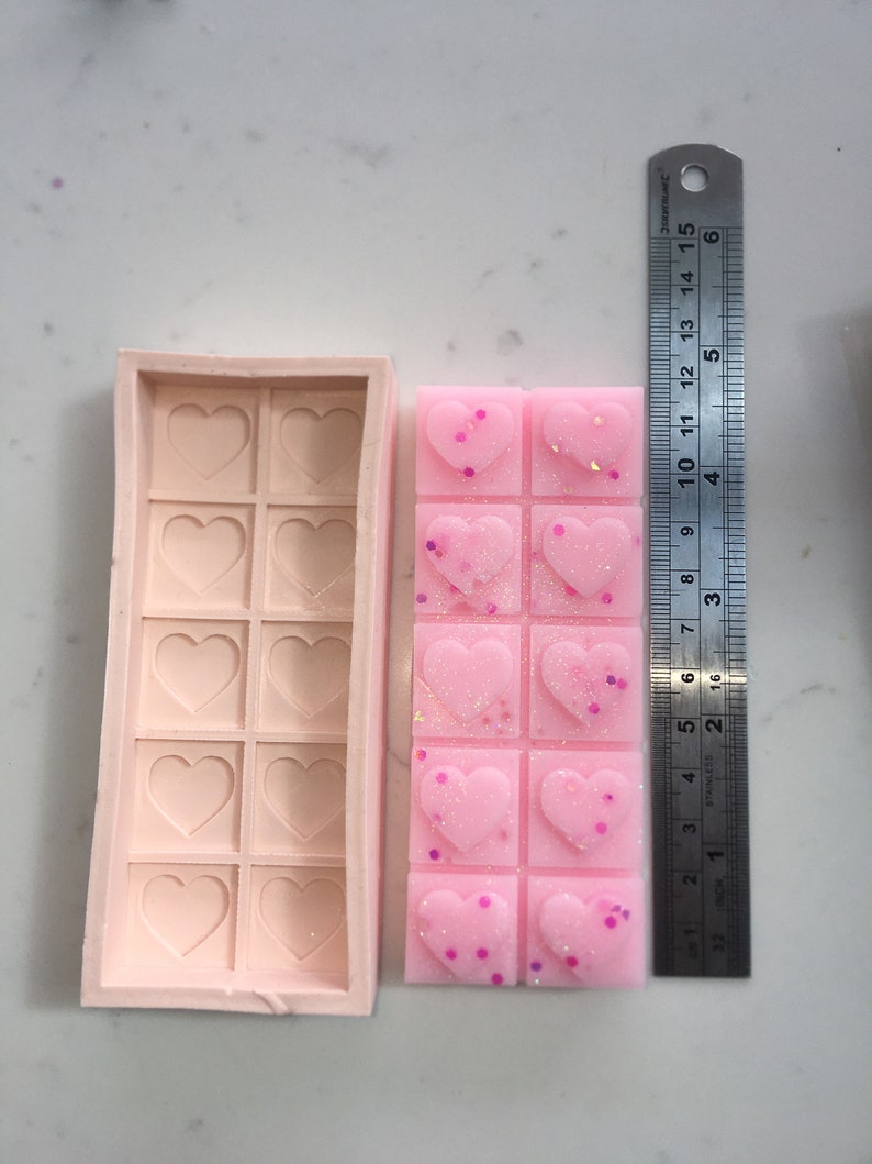 Heart design 10 section wax melt bar silicone mould image 1