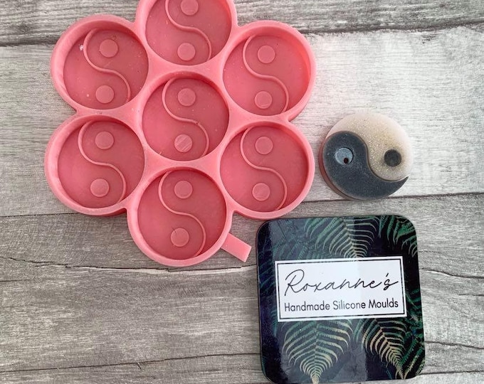 Handmade Silicone Molds for Wax melts making by RoxannesMoulds