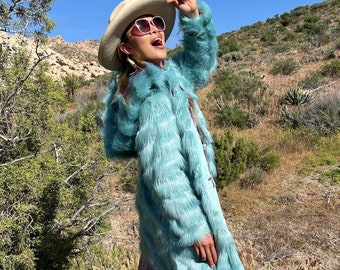 Women's Faux Fur Capes for Burning Man, EDC, Raves, Festival Fashion –  Furrocious Furr