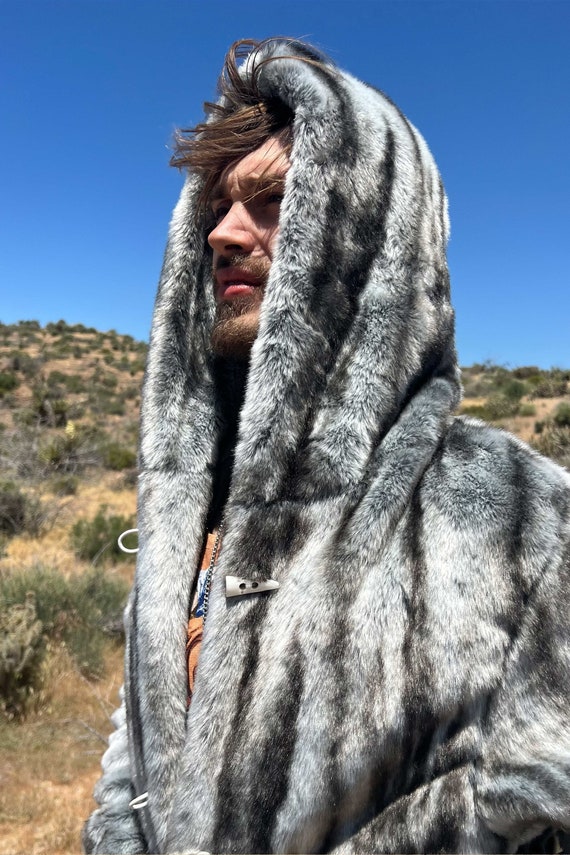 Abrigo de pelo de mujer de visón con capucha en color azul - De La Roca