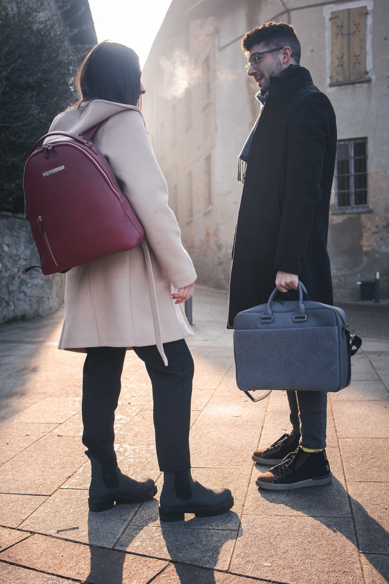 Sac à dos en cuir pour femme, spacieux et élégant image 10