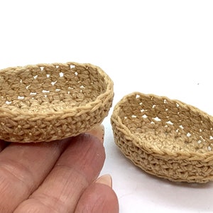 Miniature basket, oval, 1/12 one inch scale, handmade