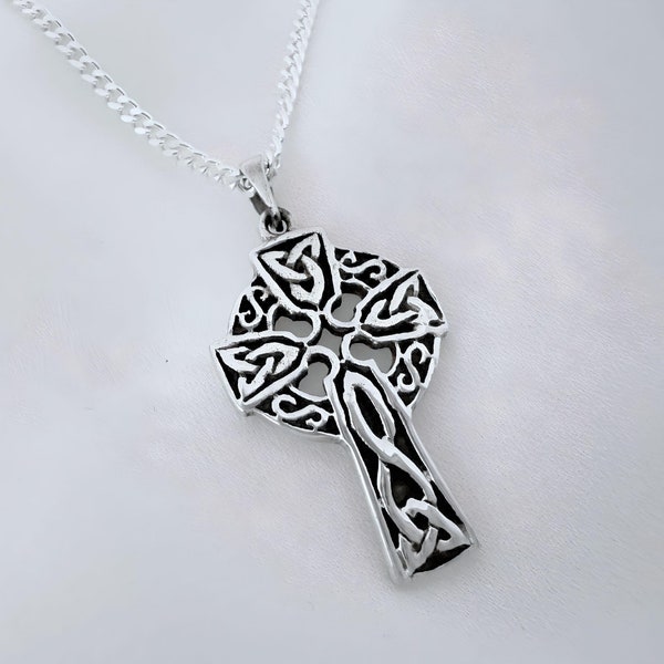 Trinity Celtic cross necklace, Sterling Silver Triquetra Cross, Celtic Cross, Irish cross necklace, CHOOSE Italian chain. I-0017