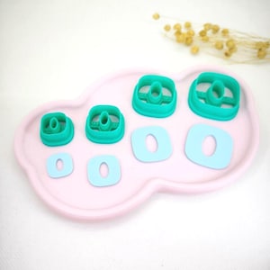 R149 Tagliabiscotti quadrato con foro | Tagliabiscotti in pasta polimerica | Tagliabiscotti in argilla | Nappe intercambiabili | Stampo per orecchini