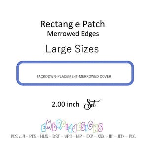 Op de afbeelding: Een witte achtergrond toont een blauwe rechthoekige patch met merrow-randen. De tekst "Rectangle Patch Merrowed Edges Large Sizes" staat boven de patch. De patch is 5,08 cm groot en heeft de tekst "TACKDOWN-PLACEMENT-MERROWED COVER".