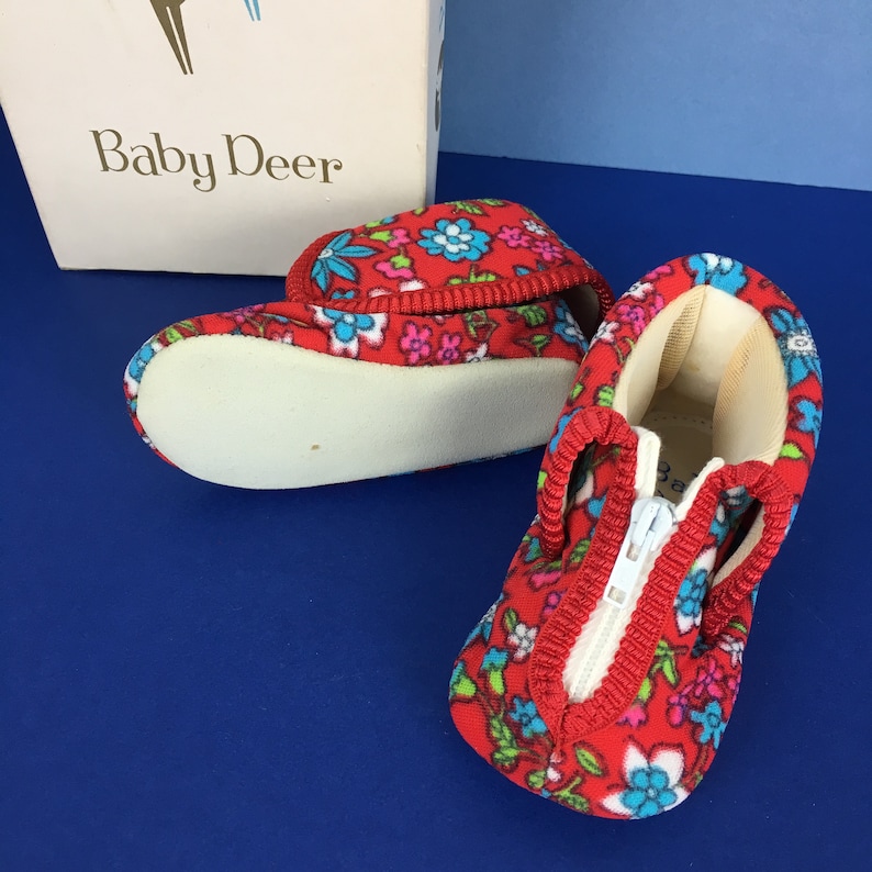 Vintage 1960s 1970s Baby Deer kids colourful red blue floral fleece first slippers deadstock retro 0 3 6 9 months baby boys girls boxed gift