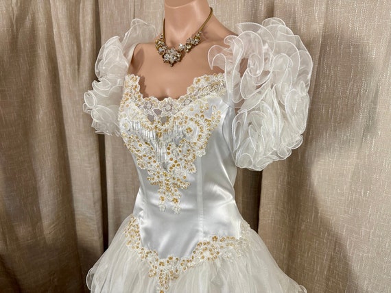 Vintage 1980s Beaded Satin Wedding Dress Gown w/C… - image 2