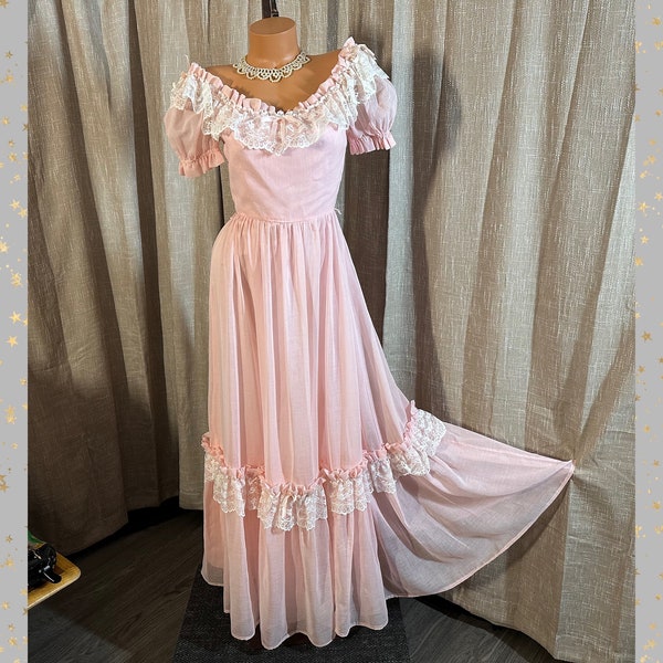 Vintage 1970s Lorrie Deb Pink Voile Prom Party Dress w/Gunne Sax Style, Convertible Gypsy Neckline, Lace Ruffles + Satin Bows, 34”B, 24”W