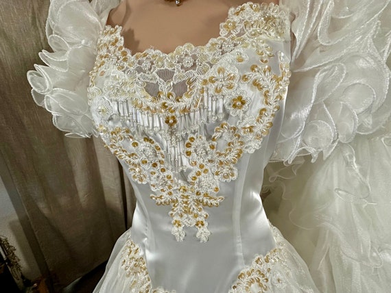 Vintage 1980s Beaded Satin Wedding Dress Gown w/C… - image 3
