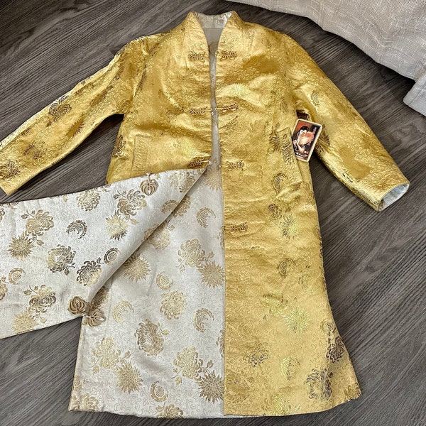 Stunning Vintage Chinese Evening Coat Jacket, Metallic Gold Jacquard w/Vermicelli Embroidery,Frog Closures, Red Carpet, Party, Wedding, 36”B