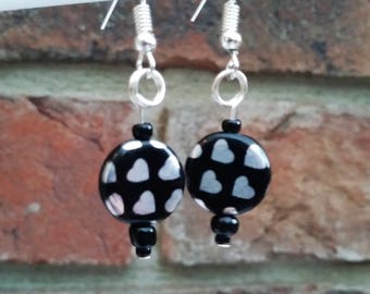 Bead earrings, black silver hearts