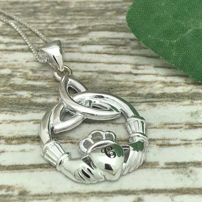 Claddagh Necklace Sterling Silver Image 0