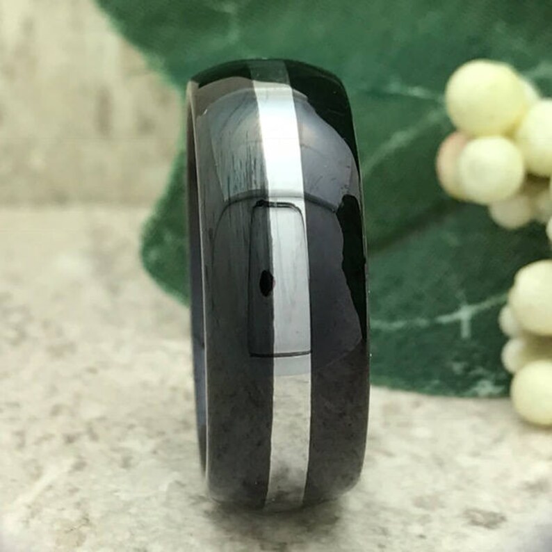 Personalize Custom Engrave Black Plated Tungsten Carbide Ring Classic Dome Ring Father/'s Day Gift 8mm Tungsten Wedding Ring