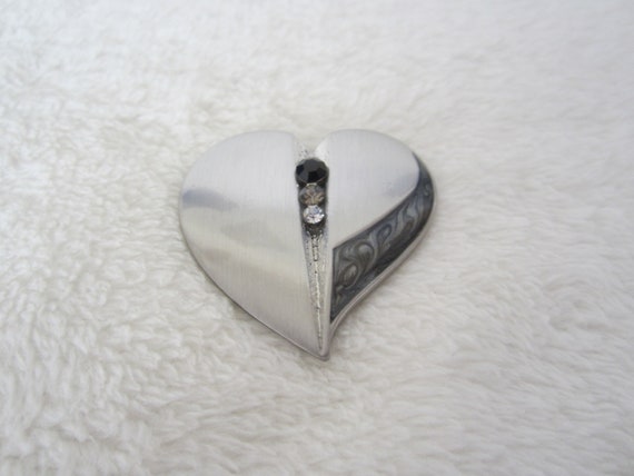 Vintage Heart Shaped Pendant-stainless steel one … - image 9
