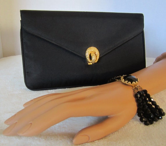 PRESTIGE Designer Women's Vintage Clutch with an … - image 1