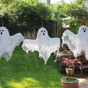 Hanging Halloween ghost / Halloween Ghosts / Halloween decoration / Floating ghosts / Halloween ghosts / ghouls