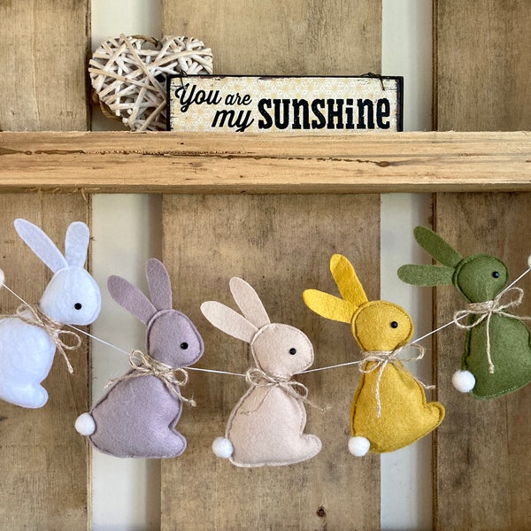 Neutral Easter Bunny Garland, Easter decoration, Easter Garland, Rabbit Garland, rustic Easter, Easter gift