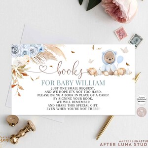 Bewerkbare blauwe pampa's gras Boho teddybeer baby shower uitnodiging invoegen boek voor baby breng een boek in plaats van kaart invoegen sjabloon 445V2