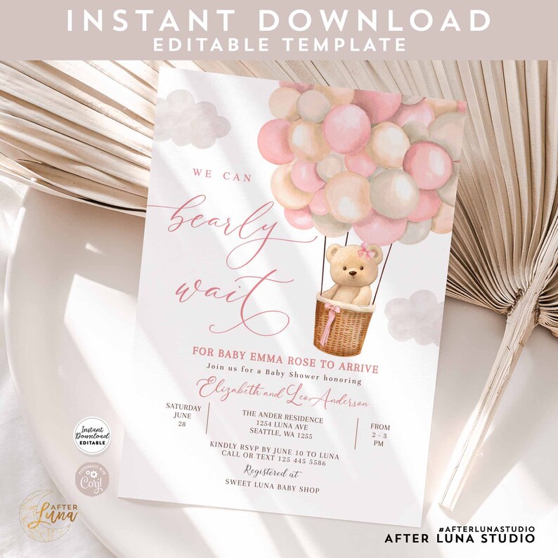 K&ouml;nnte beinhalten: Eine rosa und wei&szlig;e Babyparty-Einladung mit einem Teddyb&auml;ren in einem Hei&szlig;luftballon aus rosa und wei&szlig;en Ballons. Der Text lautet "We can barely wait for baby Emma Rose to arrive. Join us for a baby shower honoring Elizabeth and Leo Anderson. Saturday, June 28, The Ander Residence, 1254 Luna Ave, Seattle, WA 1255. Kindly RSVP by June 10 to Luna. Call or text 125 445 5586. Registered at Sweet Luna Baby Shop. From 2-3 PM."