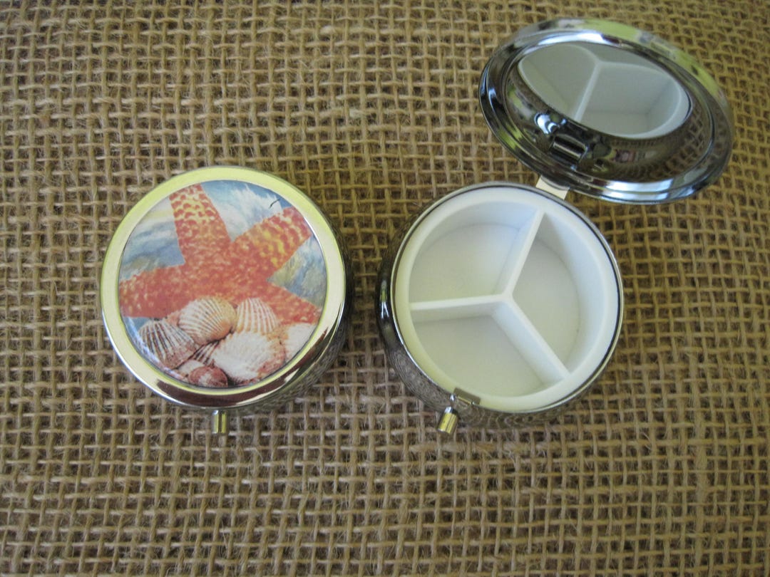 Starfish and Seashells Themed Three-compartment Pill Box - Etsy