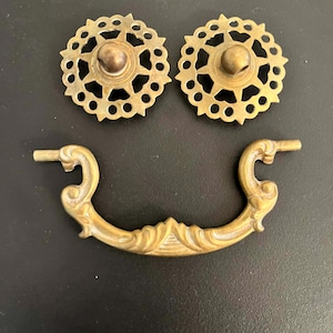 Victorian Style Cast Brass Drawer Pulls - 3" Center -Reclaimed – (KB275)