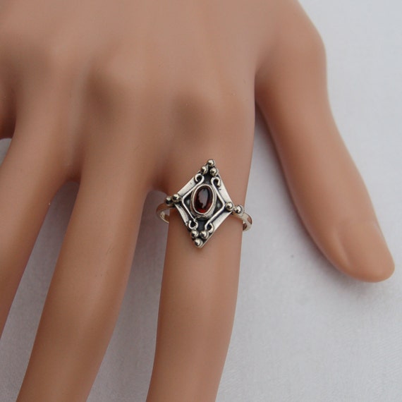 Bague En Argent Avec Pierre D'Ambre - Superbe Bijou Ancien - Occasion