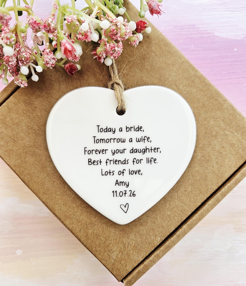Personalised Mother of the Bride ceramic heart gift with wedding date and daughter message keepsake.